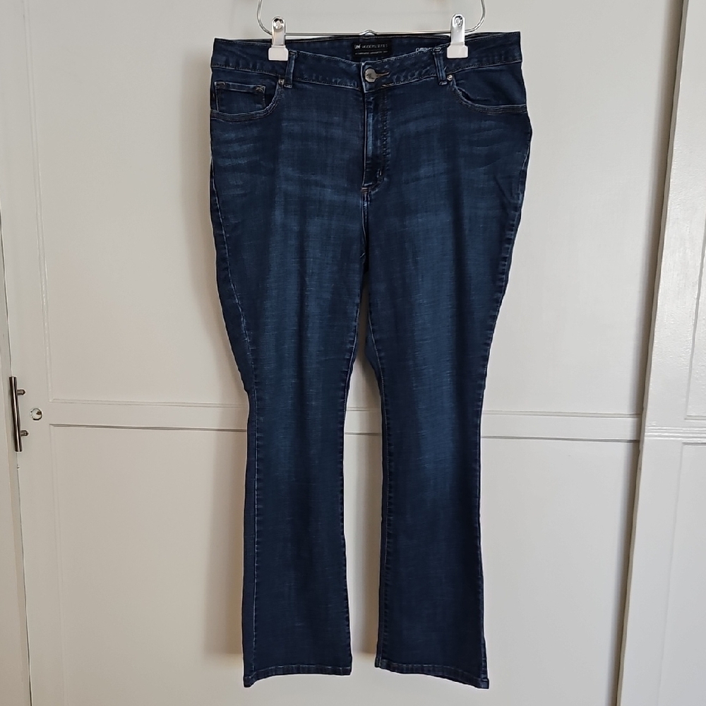 Lee Curvy Fit Bootcut Jeans